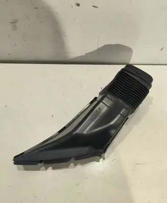 Audi A6 S6 C6 4F Air intake duct part 4F0129521B 4F0129618M