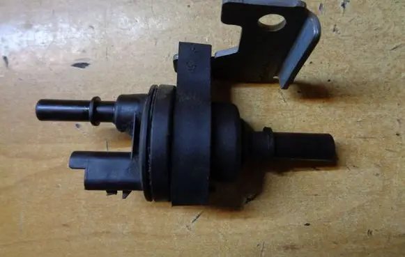 Citroen C4 Cactus Valve vacuum 9671744280
