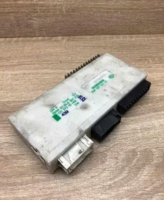 BMW 5 E39 Comfort/convenience module 6901225 5DK007047
