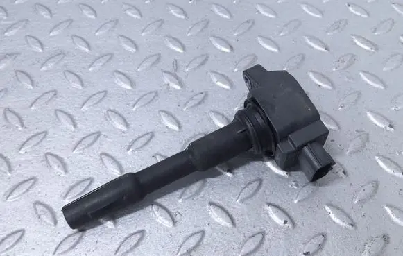 Nissan Pulsar High voltage ignition coil 224332428R