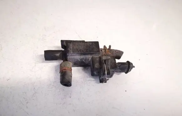 Volvo XC90 Turbo solenoid valve 30670448 72224011
