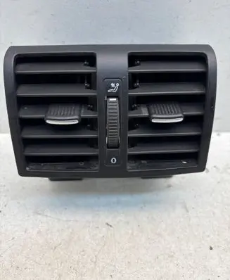 Volkswagen Touran I Dash center air vent grill 1T0819203A