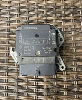 Skoda Octavia Mk4 Airbag control unit/module 5WA959655L