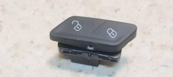 Volkswagen Golf VII Central locking switch button 5G0962126A