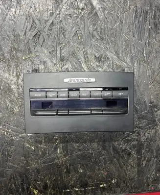 Mercedes-Benz E W212 Climate control unit A2128300385 5HB00935512 A2129004200