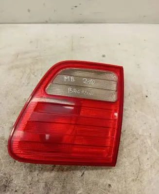 Mercedes-Benz E W210 Tailgate rear/tail lights A2108202464
