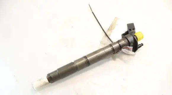 Audi A6 S6 C6 4F Fuel injector