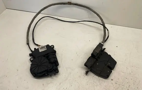 BMW 5 F10 F11 Tailgate/trunk/boot lock/catch/latch 16367210 203670105 51247191213
