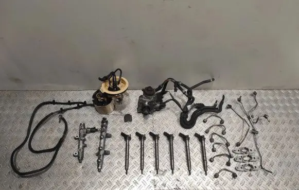 Audi A7 S7 4G Fuel injection system set 059130755AN 04101016 0445010631