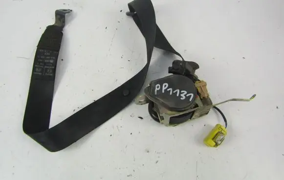 Volkswagen Polo Set of seat belts 