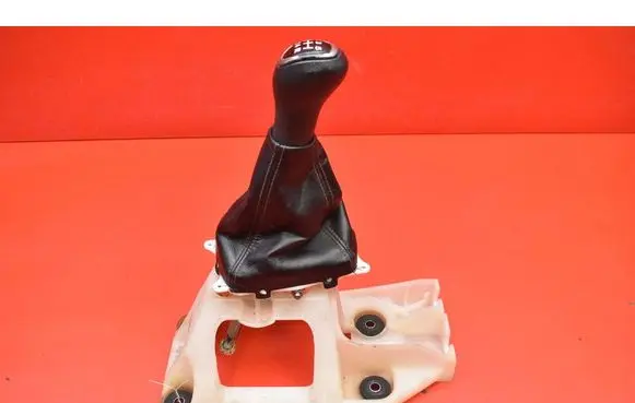Mitsubishi Outlander Gear shift rod 