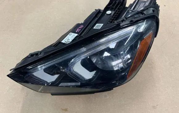 Mercedes-Benz GLE W167 Headlights/headlamps set A1679065706 5SB744SEEH
