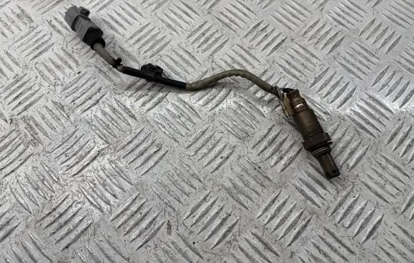 Toyota Avensis T270 Lambda probe sensor 8946720100 03M11