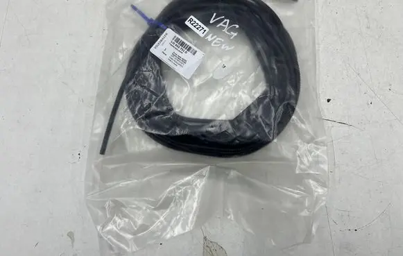 Seat Leon (5F) Windshield washer fluid hose 1j0955751d