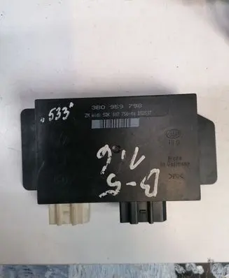 Volkswagen PASSAT B5 Comfort/convenience module 3B0959798