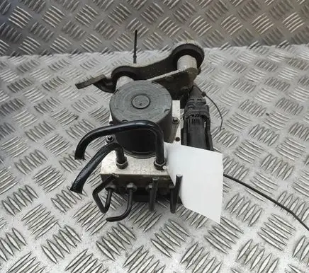 Mercedes-Benz E C207 W207 ABS Pump A2124311848