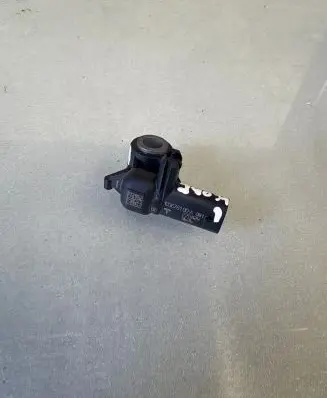 Tesla Model Y Airbag deployment crash/impact sensor 1036761-00-A
