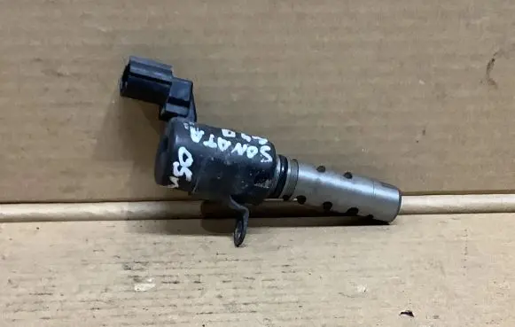 Hyundai Sonata Camshaft vanos timing valve 2435525000