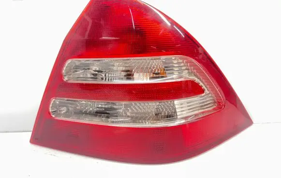 Mercedes-Benz C W203 Rear/tail lights 2038200264