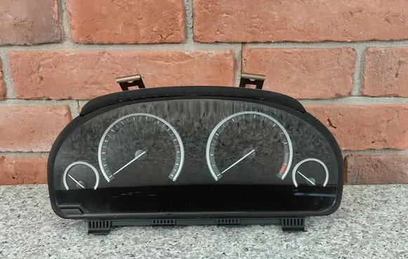 BMW 5 F10 F11 Speedometer (instrument cluster) 9265151