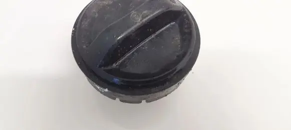 Toyota Corolla E120 E130 Fuel tank filler cap 