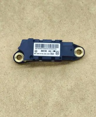 Mercedes-Benz E W211 Airbag deployment crash/impact sensor 0018209126 304134002