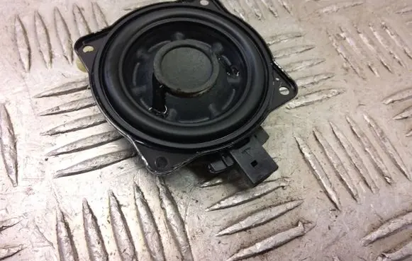 Tesla Model 3 Panel speaker 108845900b