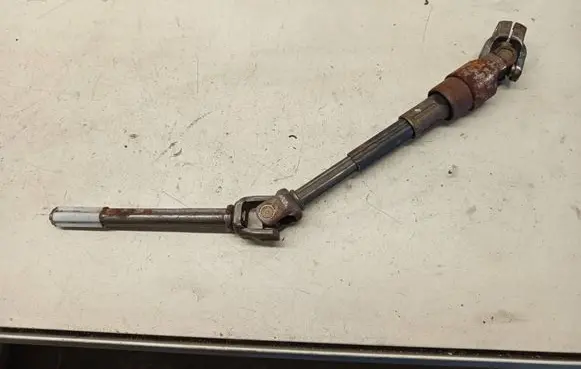 Volkswagen Phaeton Prop shaft universal joint 