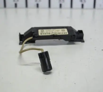 Audi A4 S4 B7 8E 8H Alarm movement detector/sensor 8E0951177