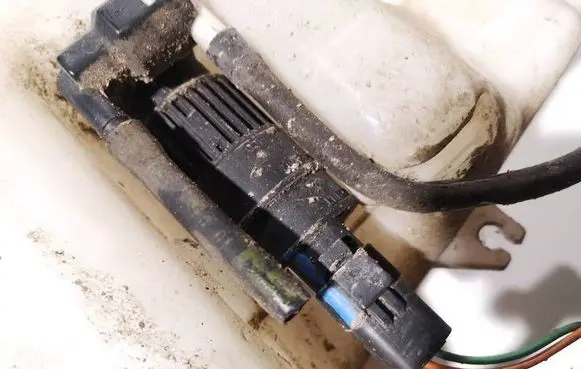 Renault Scenic I Windscreen/windshield washer pump