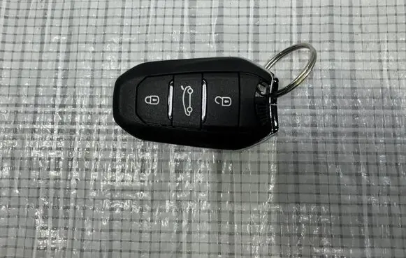 Jeep Avenger Ignition key/card 9846624180