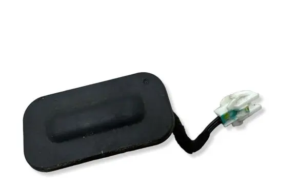 Maserati Levante Tailgate opening switch 178260