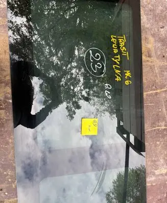 Ford Transit Rear windscreen/windshield window 43R001097