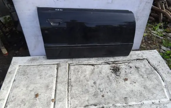 Audi A4 S4 B5 8D Front door
