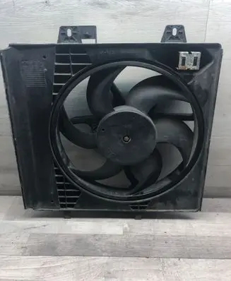 Peugeot 207 CC Electric radiator cooling fan 8240503FR