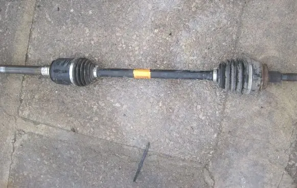 Front driveshaft