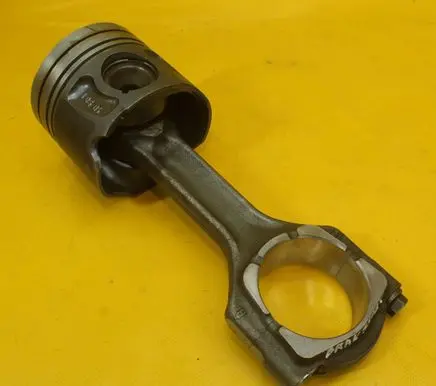 Opel Vectra C Piston with connecting rod 8269