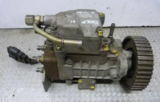 Volkswagen Golf IV Fuel injection high pressure pump 0460404977 038130107D BT4017