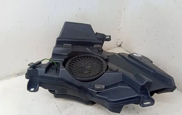 Audi A5 8T 8F Subwoofer speaker 8F0035382 900164B32002 AS419911