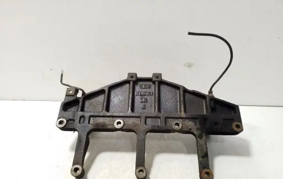 Mitsubishi Pajero EGR valve cooler bracket 