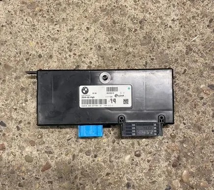 BMW 5 F10 F11 Gateway control module 9243210 111133