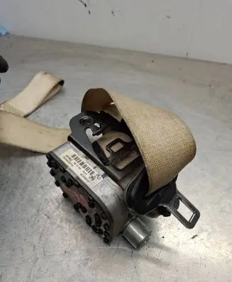 Mercedes-Benz CLK A209 C209 Front seatbelt 2098601985