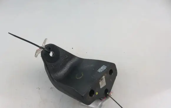 KIA Sportage Engine mounting bracket