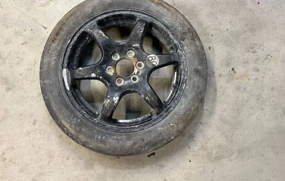 Cadillac SRX R17 spare wheel 