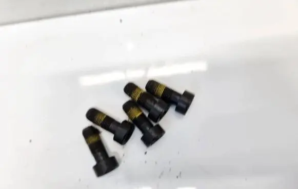 KIA Ceed Nuts/bolts 