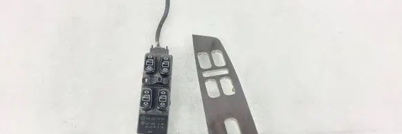 Mercedes-Benz S W220 Electric window control switch 2208201010