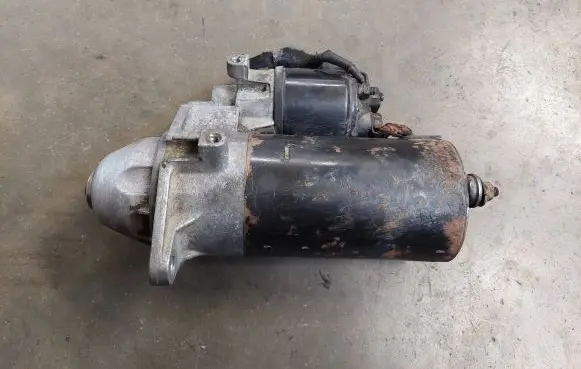 Opel Zafira A Starter motor