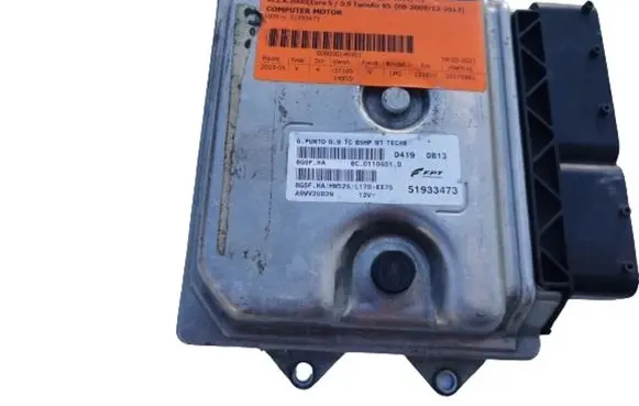 Fiat Punto (176) Engine ECU kit and lock set 51933473 51933473 BC.0110651.D