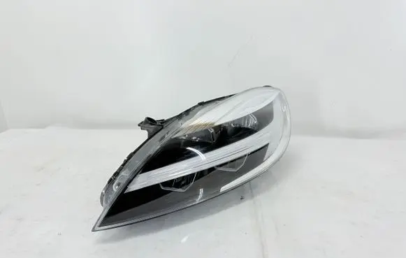 Volvo V40 Headlight/headlamp 31420447 1049313 107200461116