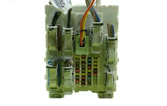 Ford C-MAX II Fuse box set DV6T14A073DK BEZPIECZNIKOW